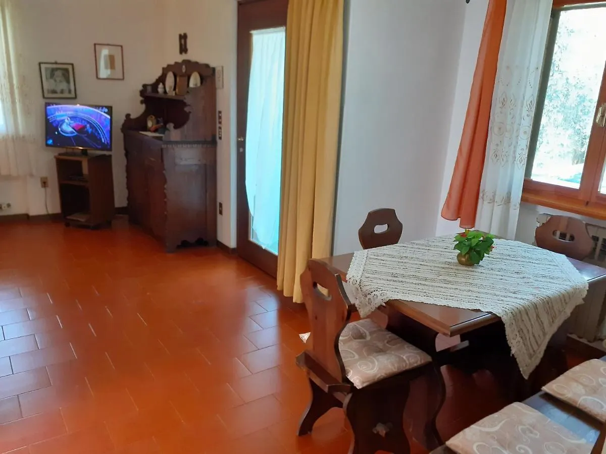 Дом отдыха Villa Casa Saglia Мальчезине Италия