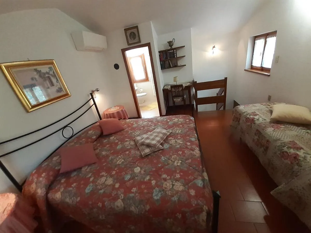 Дом отдыха Villa Casa Saglia Мальчезине Италия